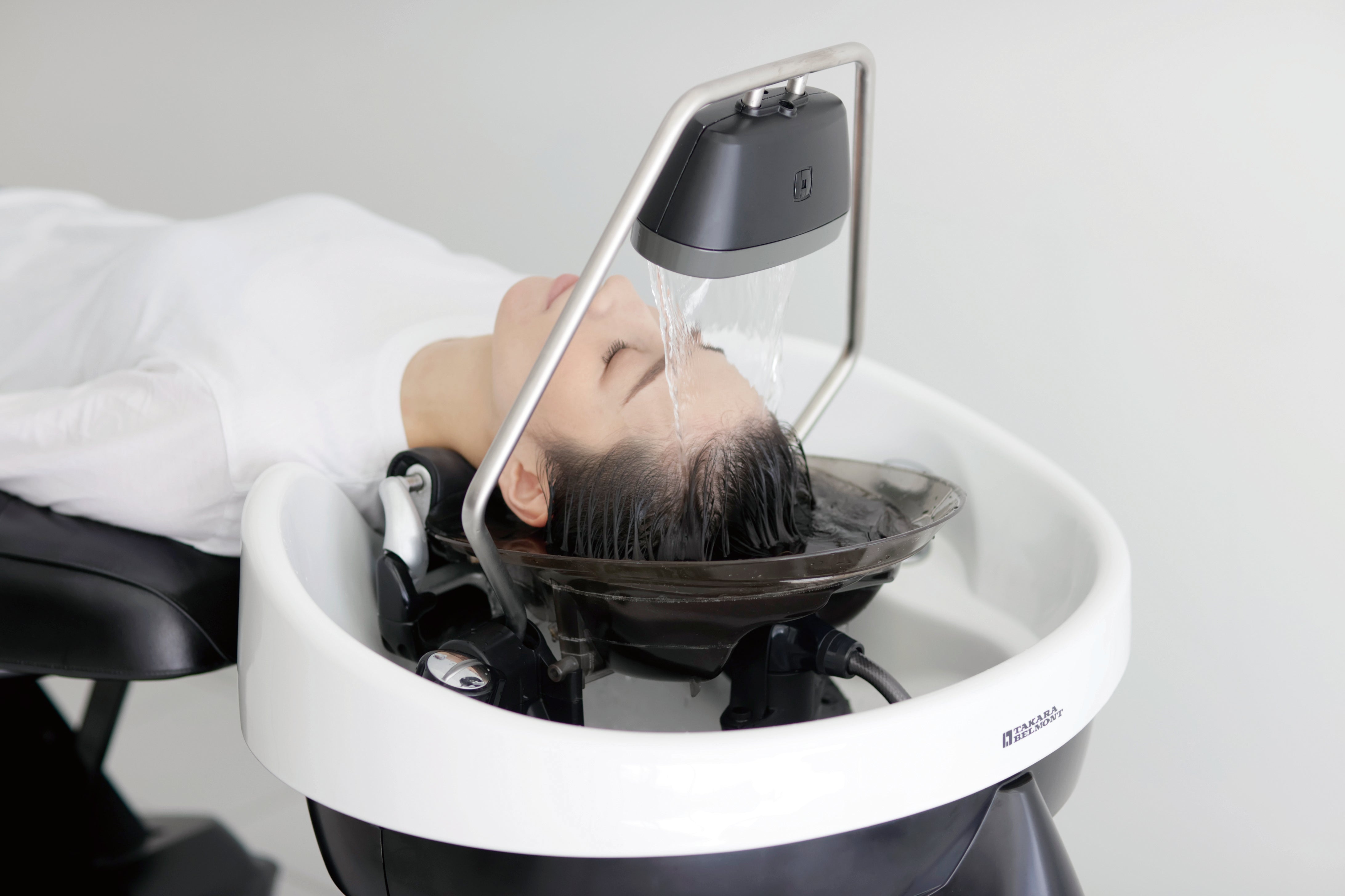 Takara Belmont Head Bath