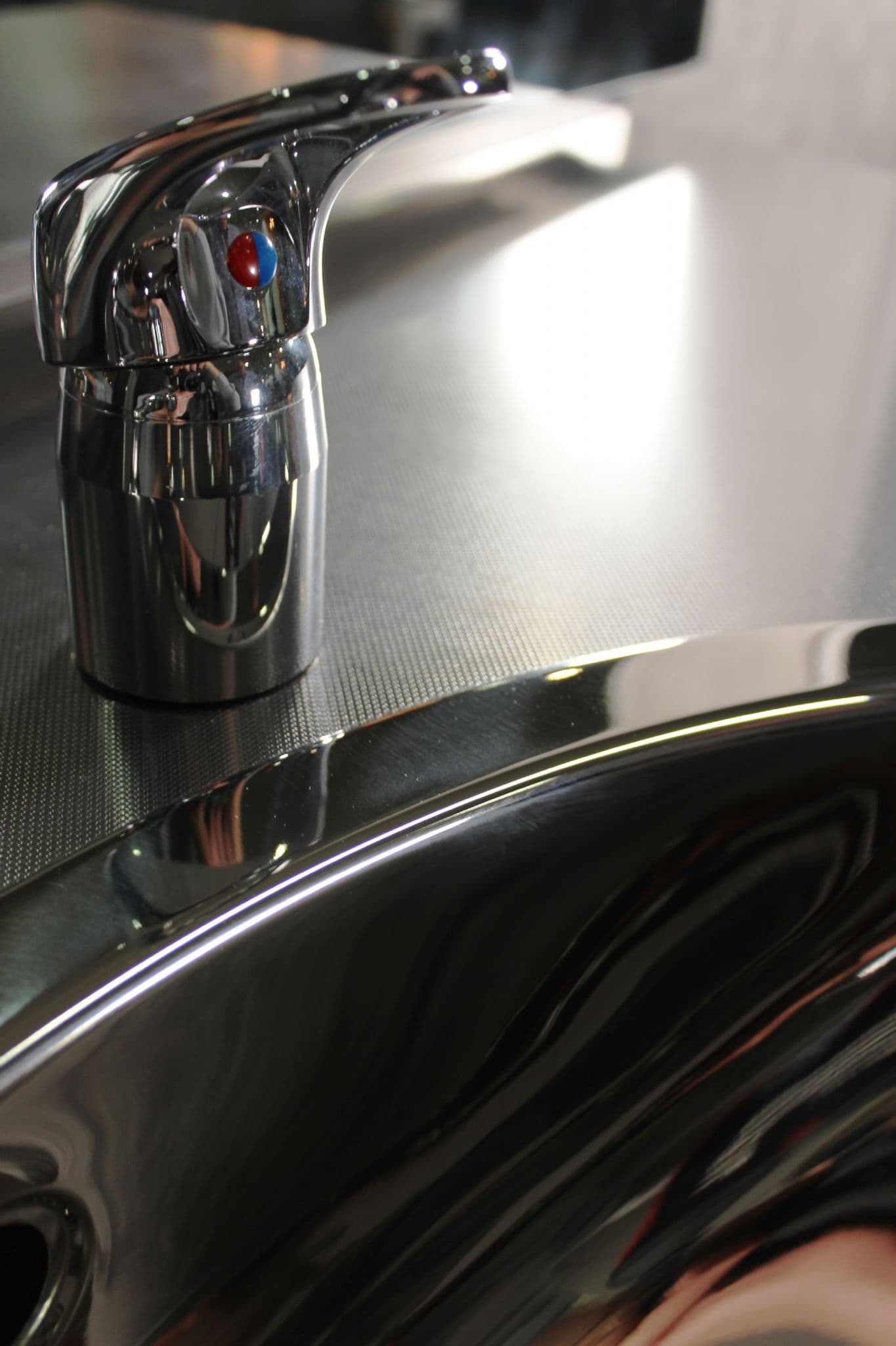 REM Duke Barbers Unit