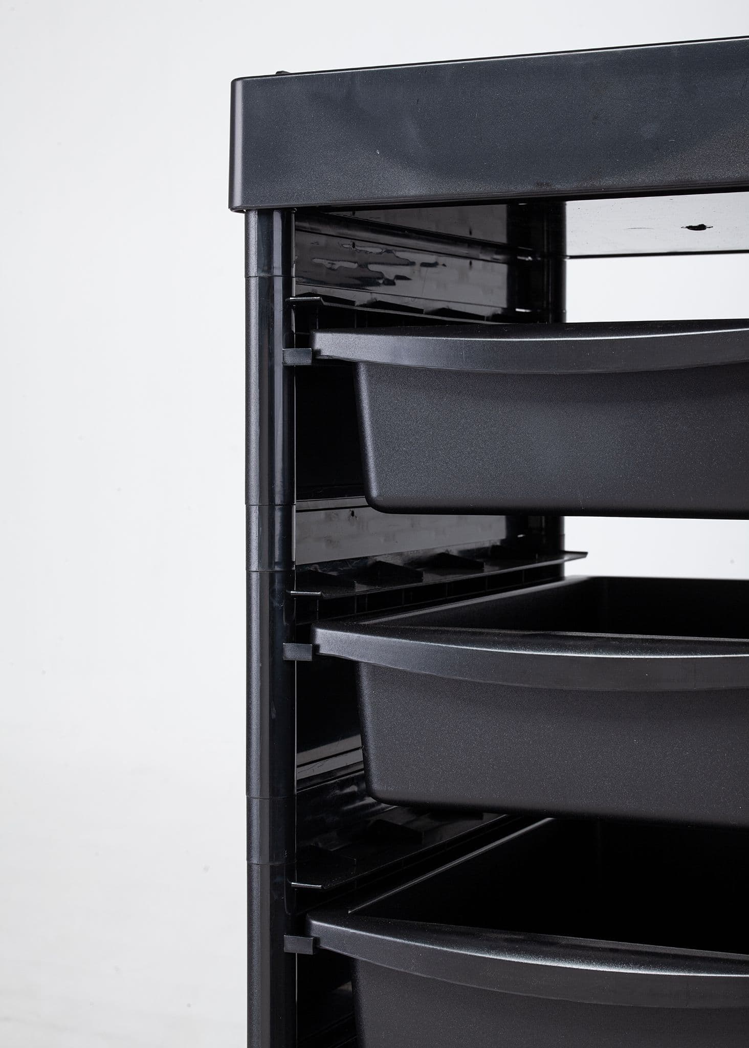 Salon Fit Detroit Salon Trolley